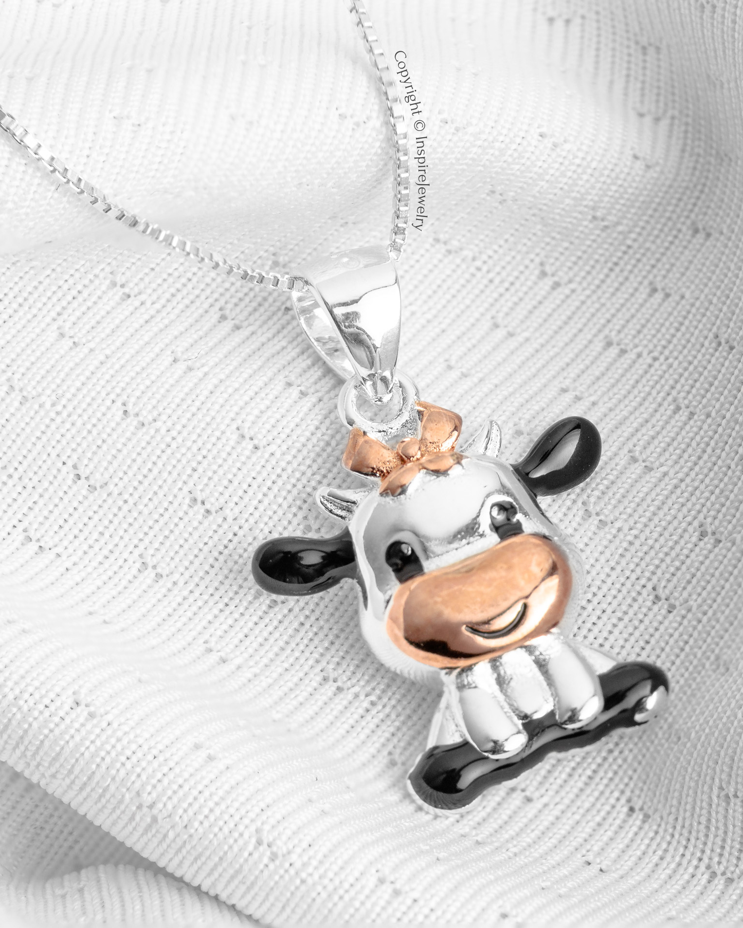 Dije Vaquita Con Cadena En Plata 925